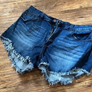 Kancan cutoff shorts